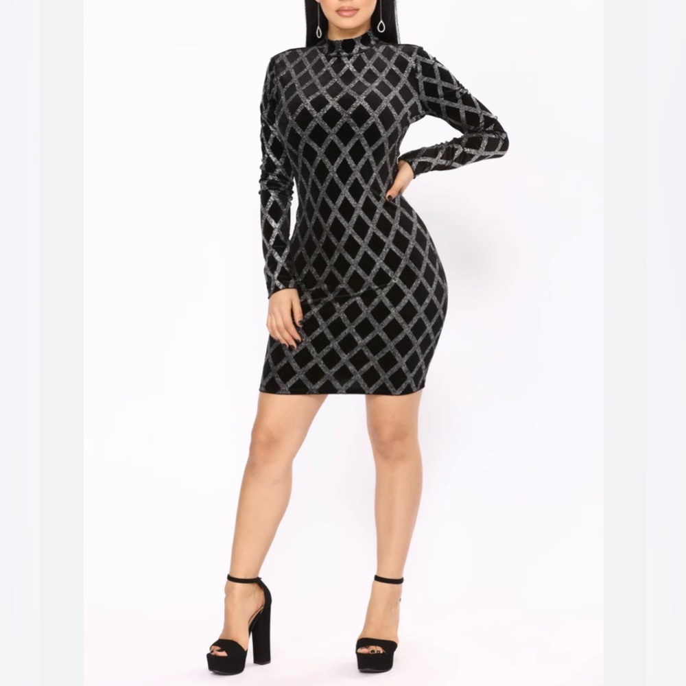 JH Evenings Black and Silver Mii Mid-Sleeve Women’s Dress Size 6